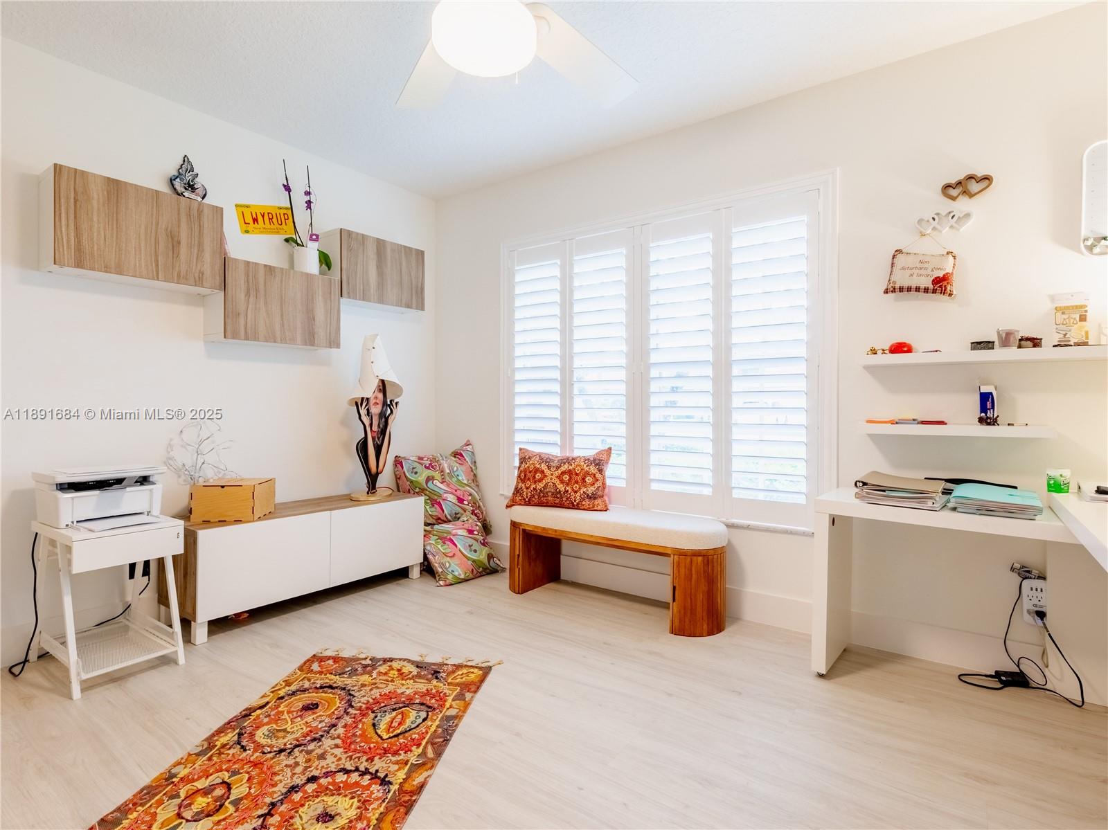 GOLF COLONY - Residential