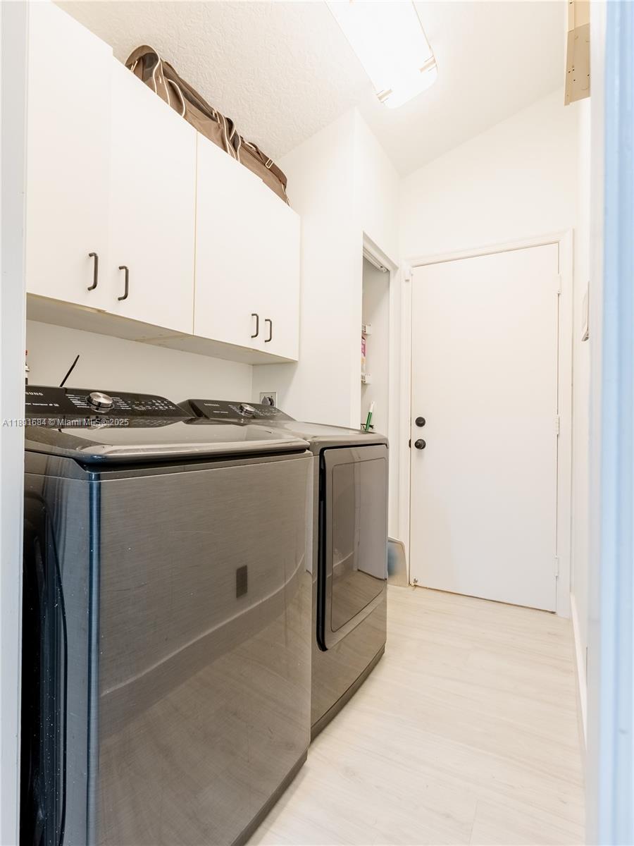 GOLF COLONY - Residential