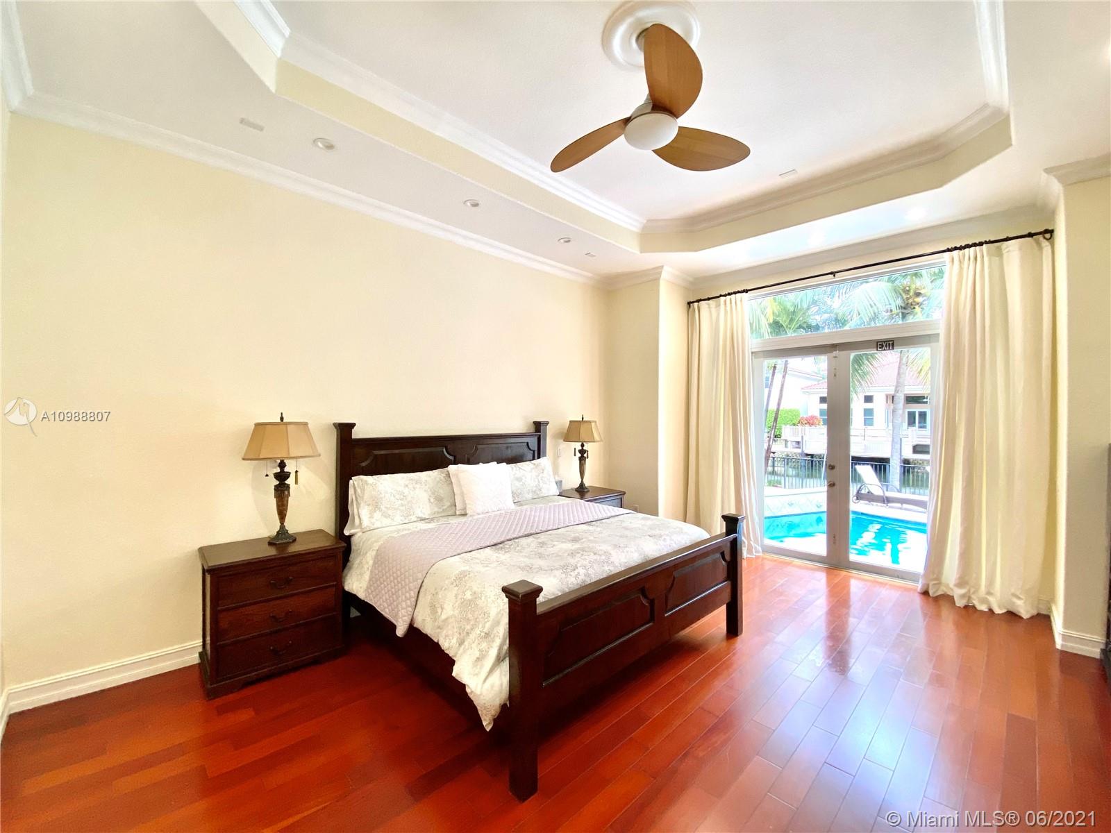 HOLLYWOOD GOLF ESTATES SE - Residential Lease