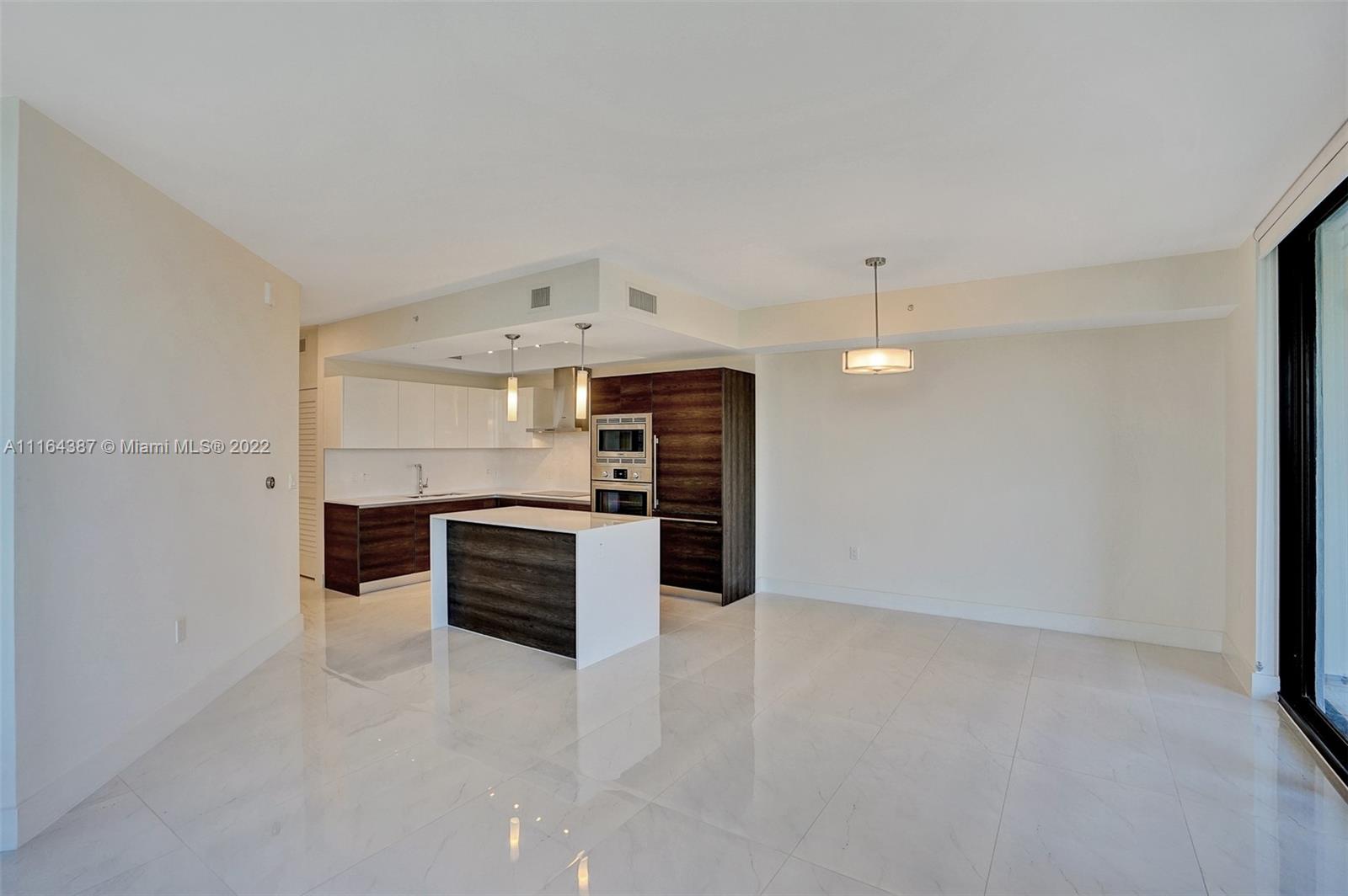 MERRICK MANOR - Residential Lease