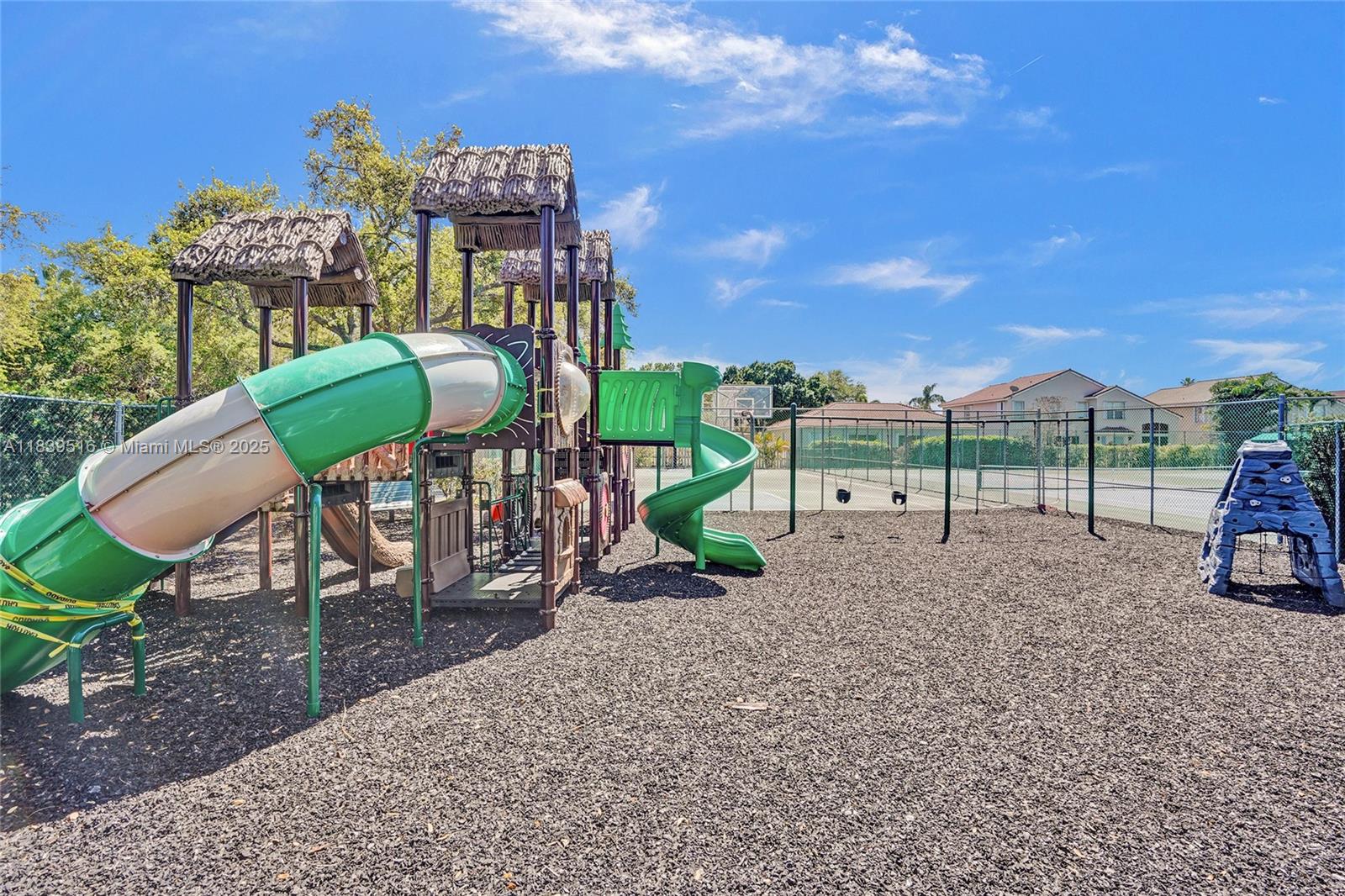 BANYAN OAKRIDGE PLAT - Residential