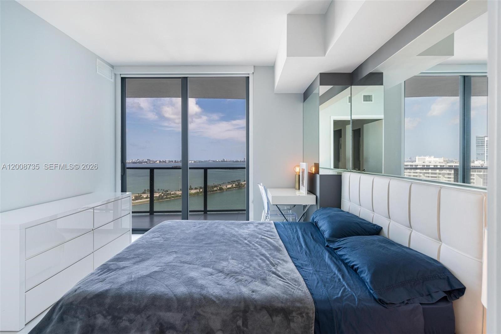 PARAISO BAYVIEWS CONDO - Residential