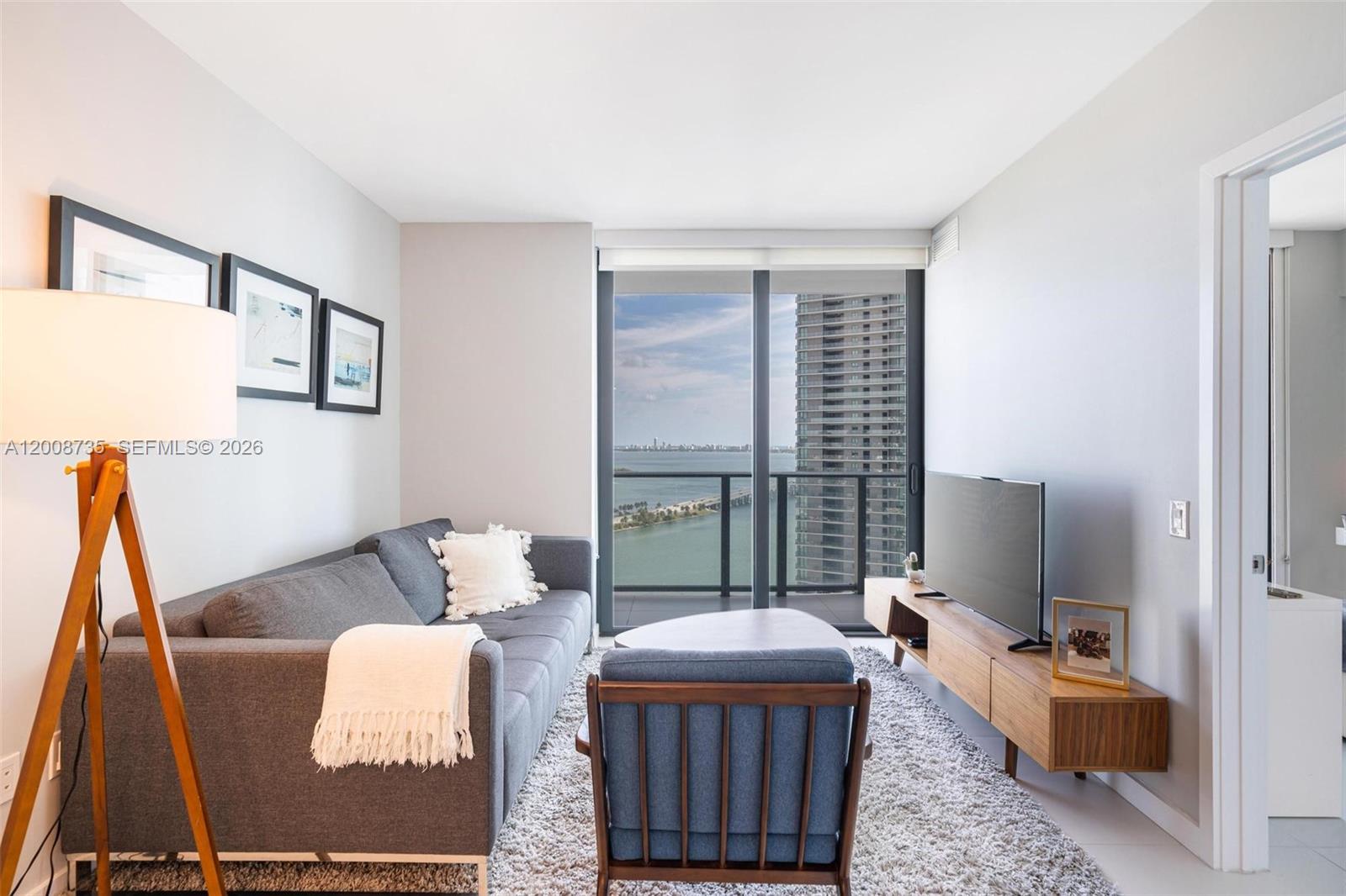 PARAISO BAYVIEWS CONDO - Residential