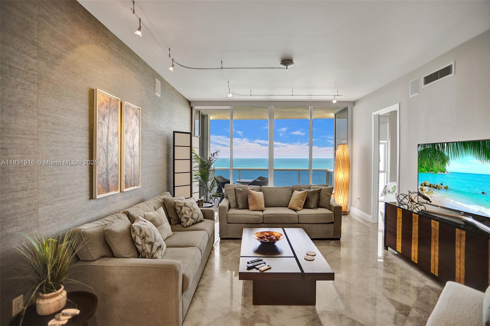 18101 Collins Ave 4206