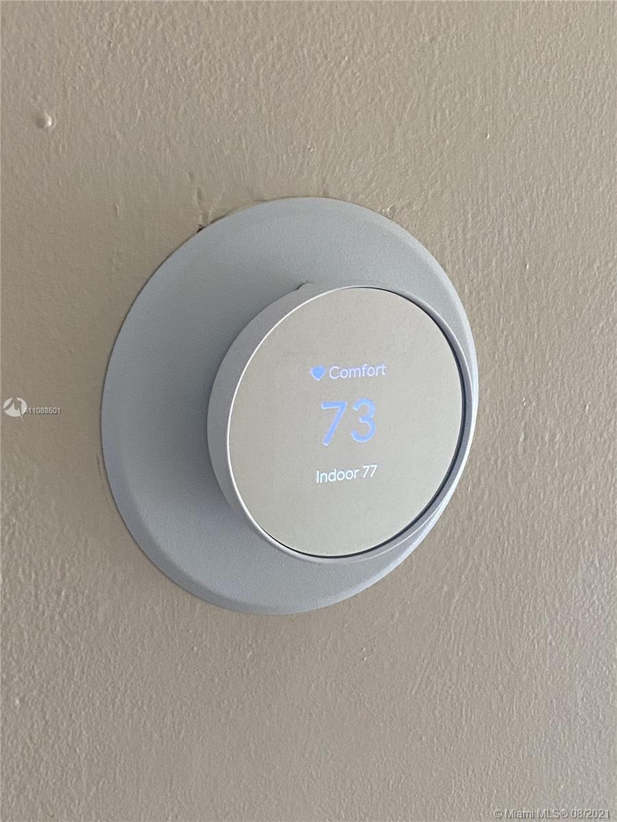 HAMPTON ISLES CONDO - Residential