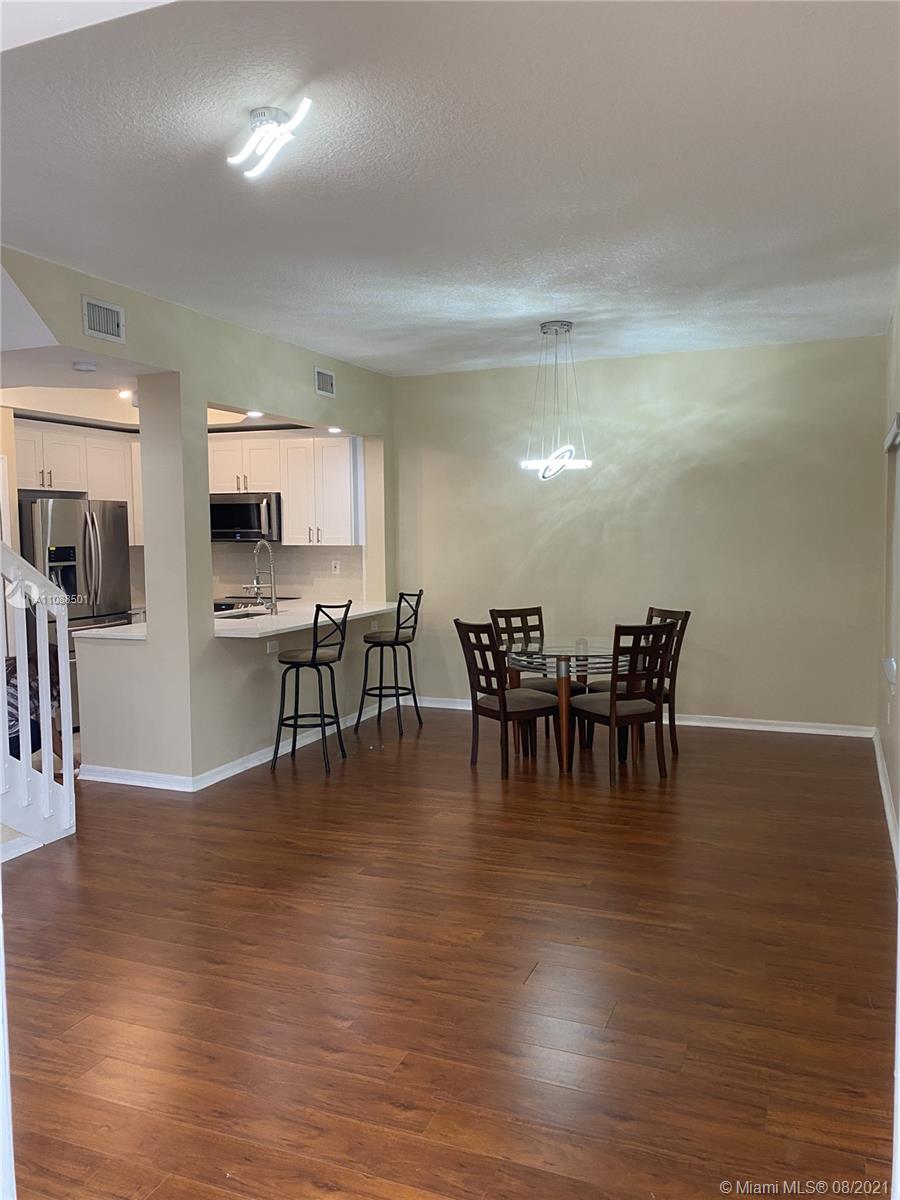 HAMPTON ISLES CONDO - Residential