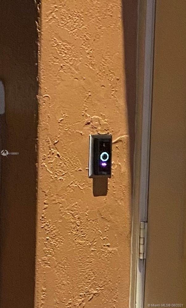 HAMPTON ISLES CONDO - Residential