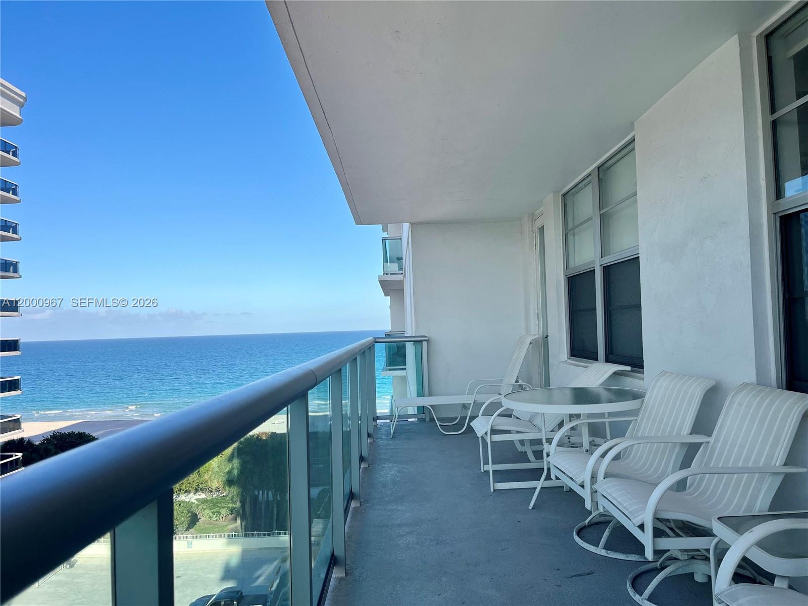 9511 Collins Ave 811