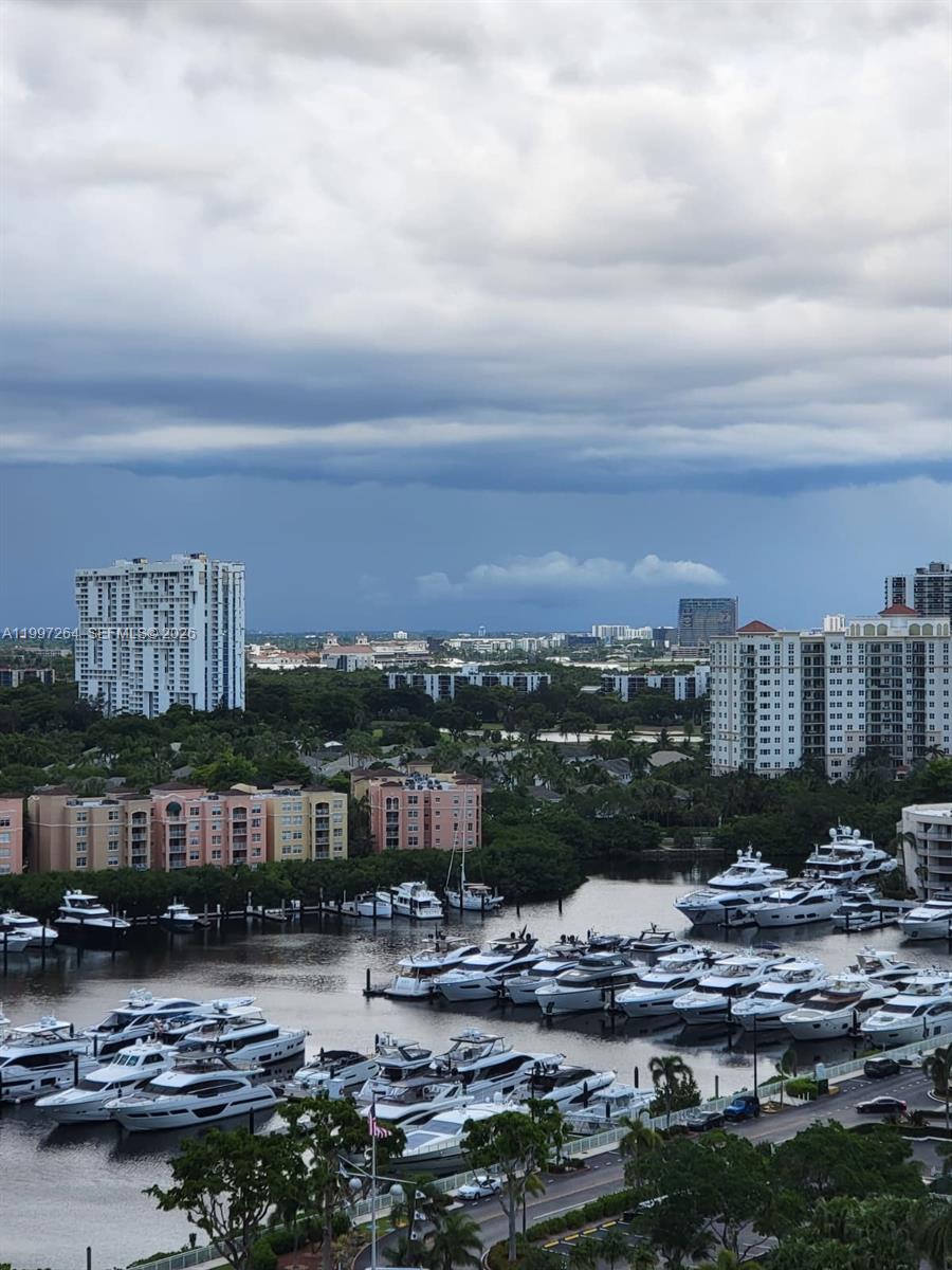 TURNBERRY TOWERS CONDO - Residential Lease