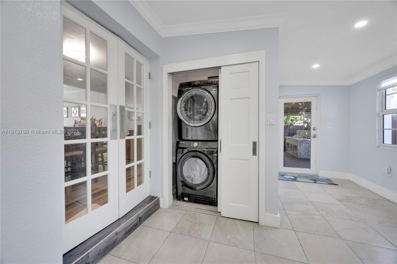 LE JEUNE PLACE - Residential Income