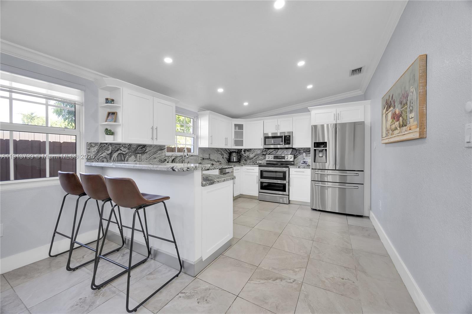 LE JEUNE PLACE - Residential Income