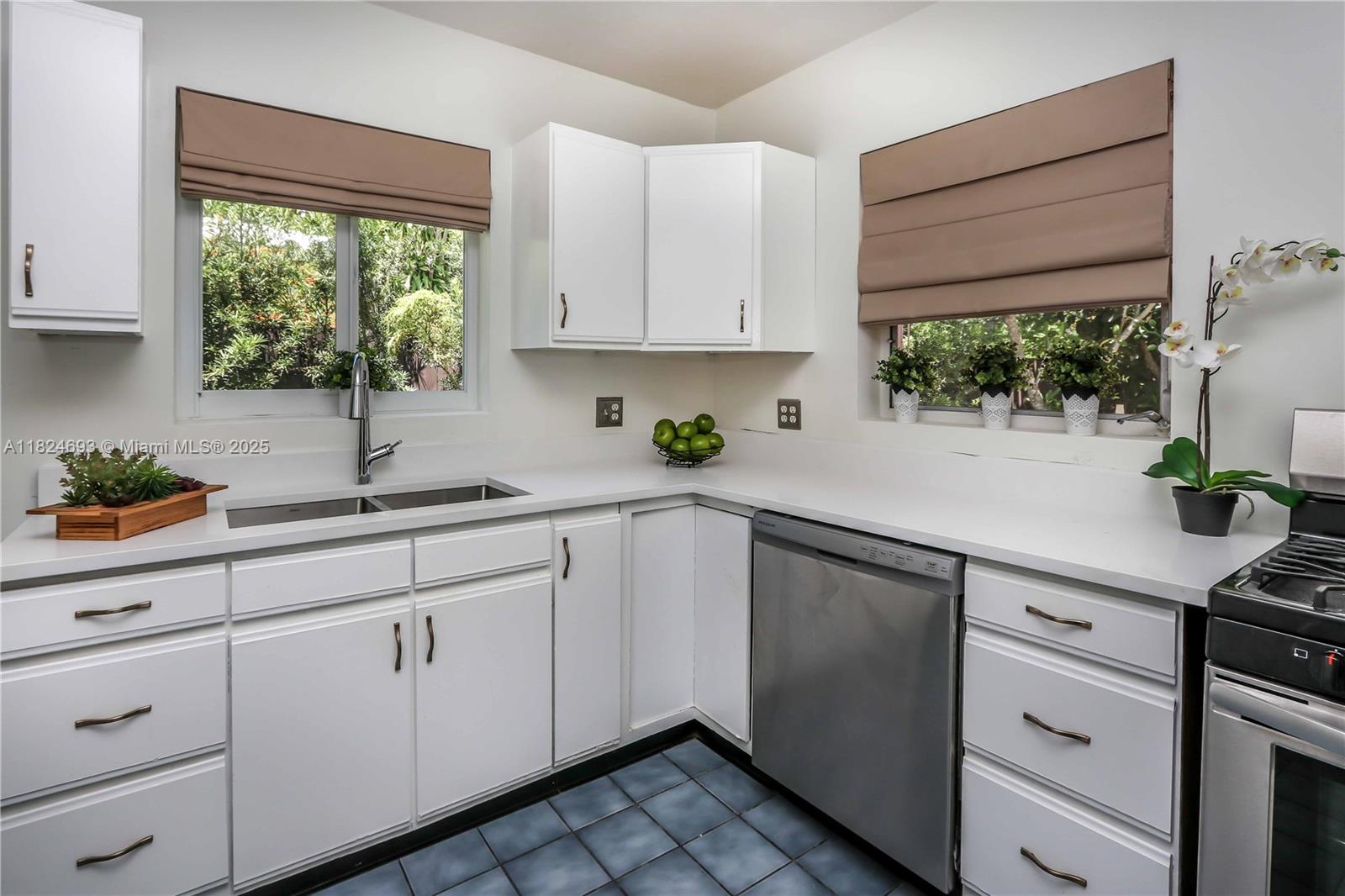 Rental Property at 1415 Rodman St, Hollywood, Broward County, Florida - Bedrooms: 3 
Bathrooms: 2  - $3,500 MO.