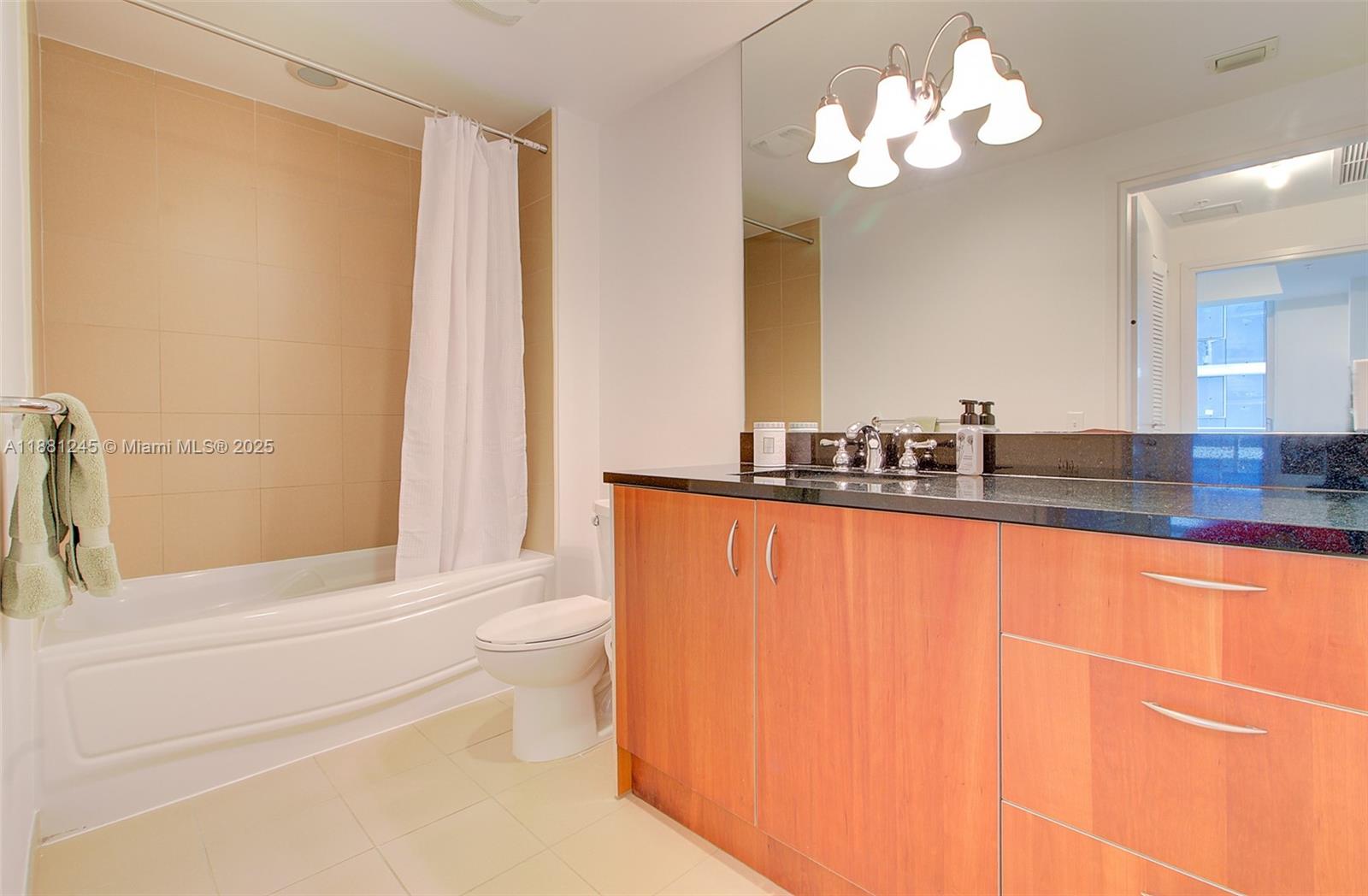 MET 1 CONDO - Residential Lease