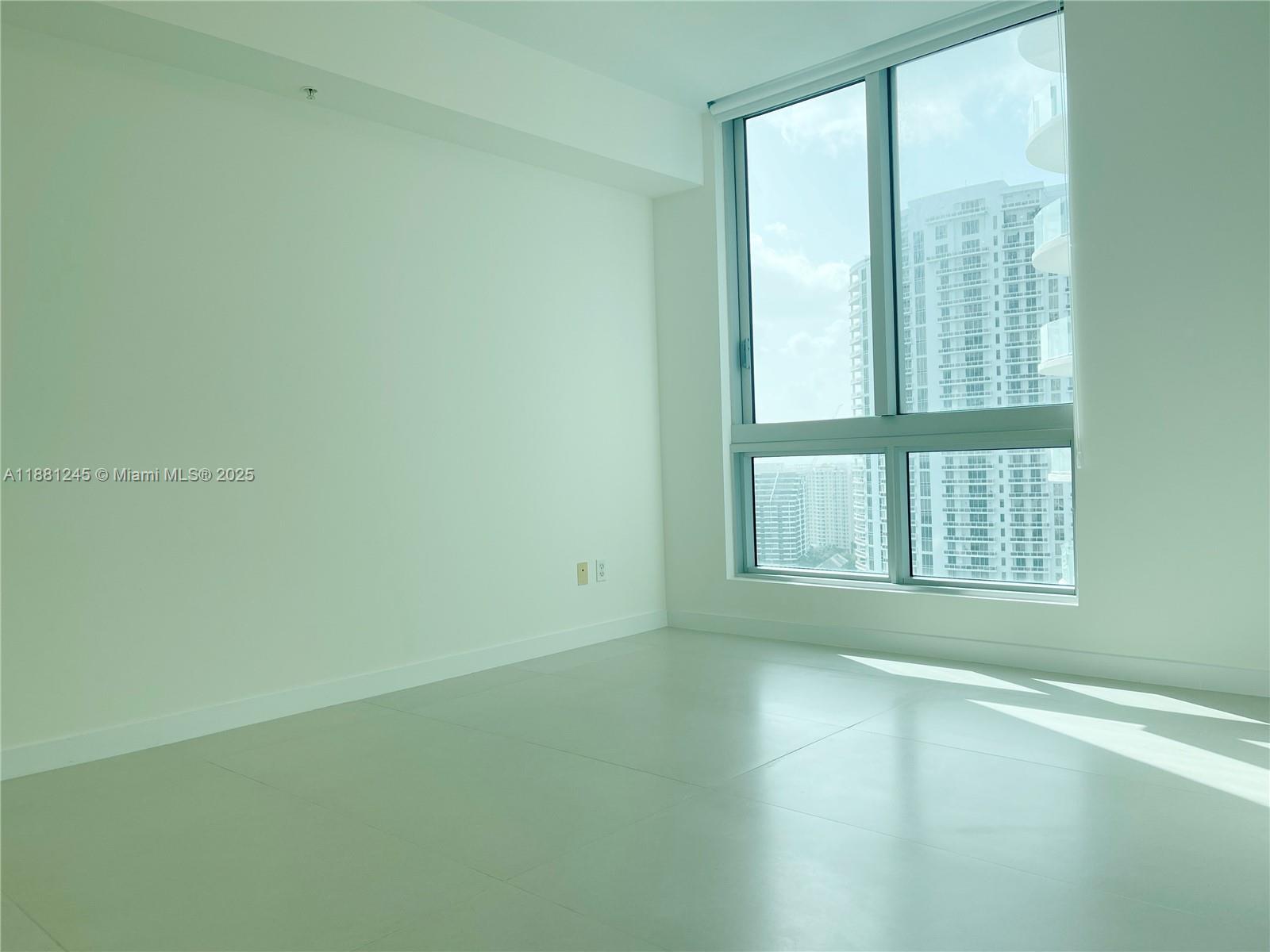 MET 1 CONDO - Residential Lease