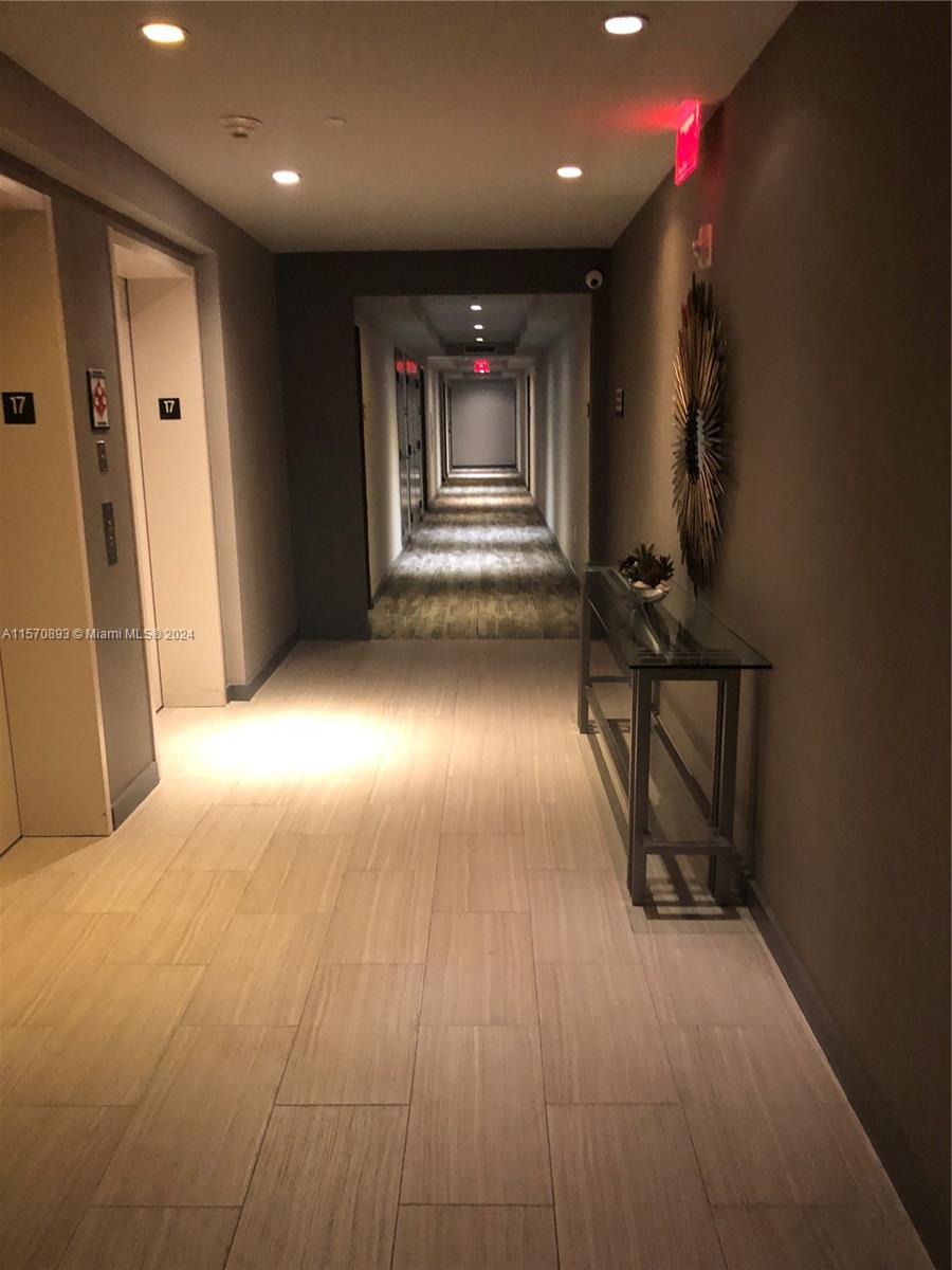 5252 paseo condo - Residential