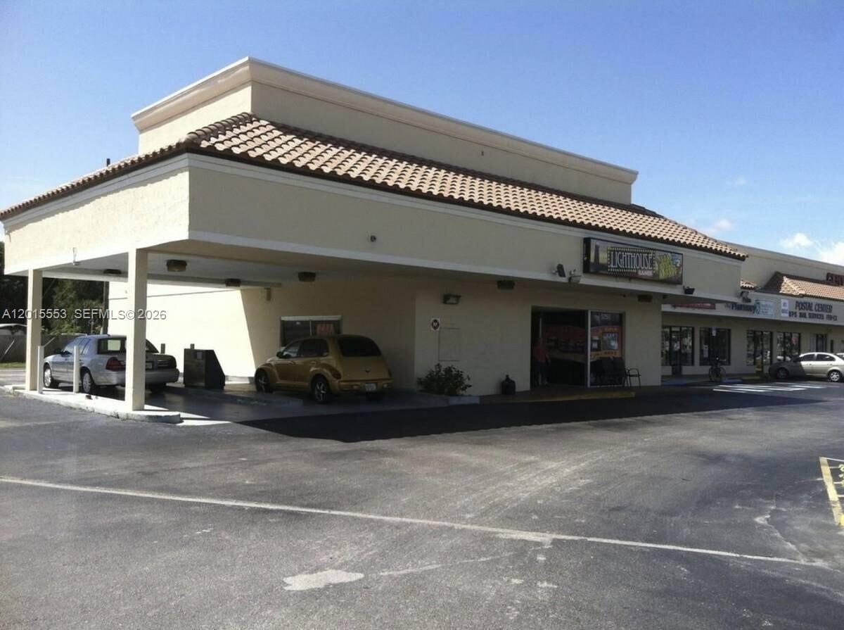 5750 Okeechobee Blvd