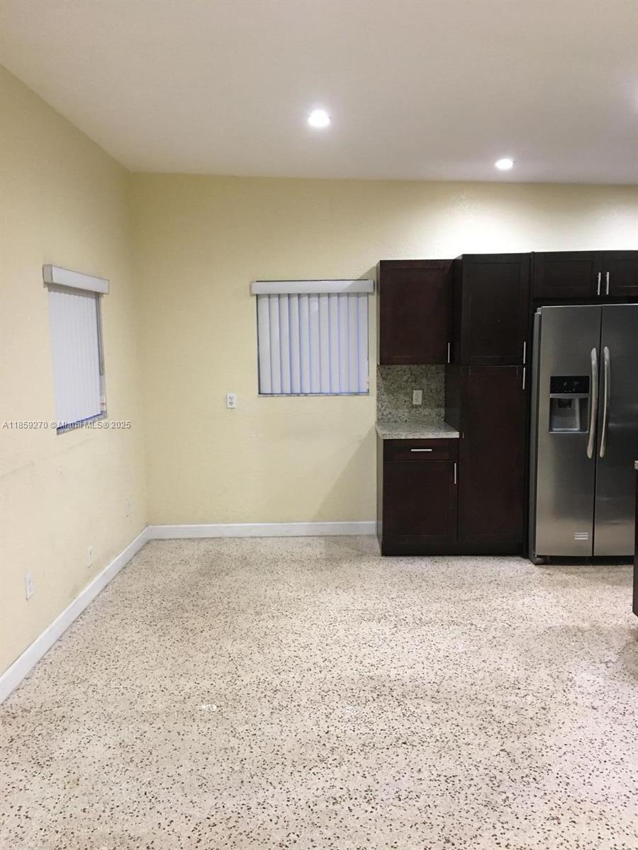 457 NW 109