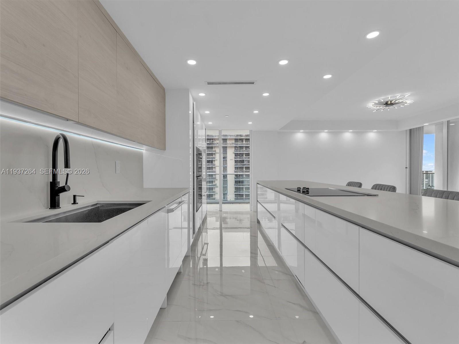 TURNBERRY ISLE CONDO - Residential