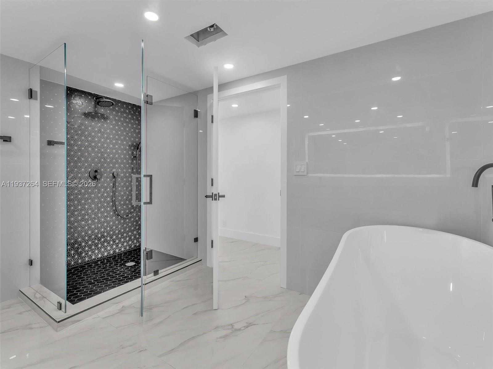 TURNBERRY ISLE CONDO - Residential