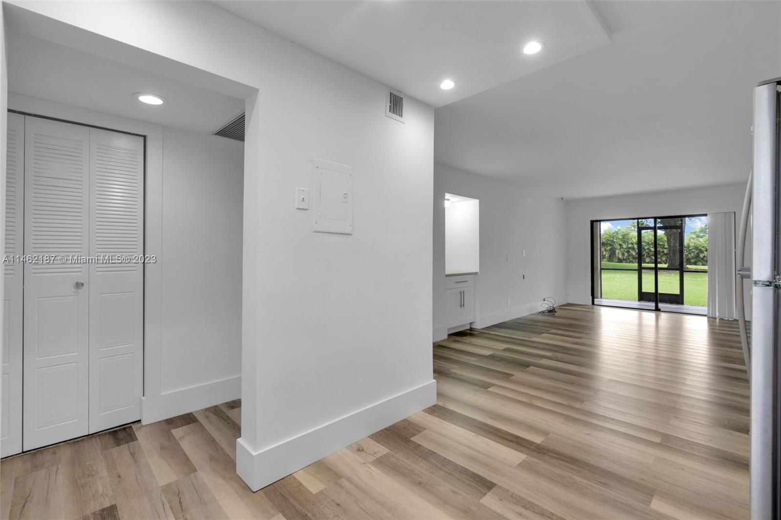 ISLE OF SANDALFOOT CONDO - Residential Lease