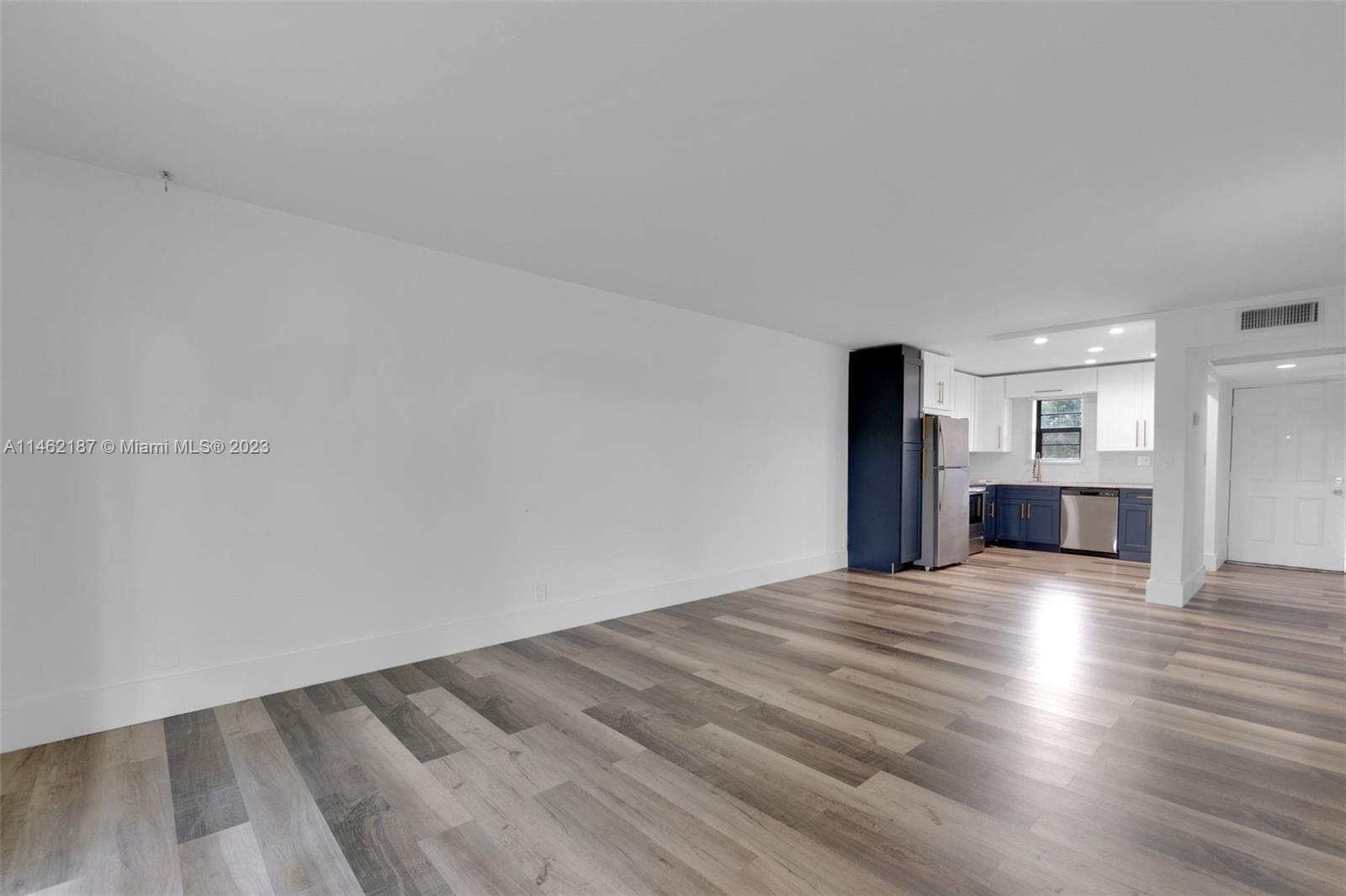 ISLE OF SANDALFOOT CONDO - Residential Lease