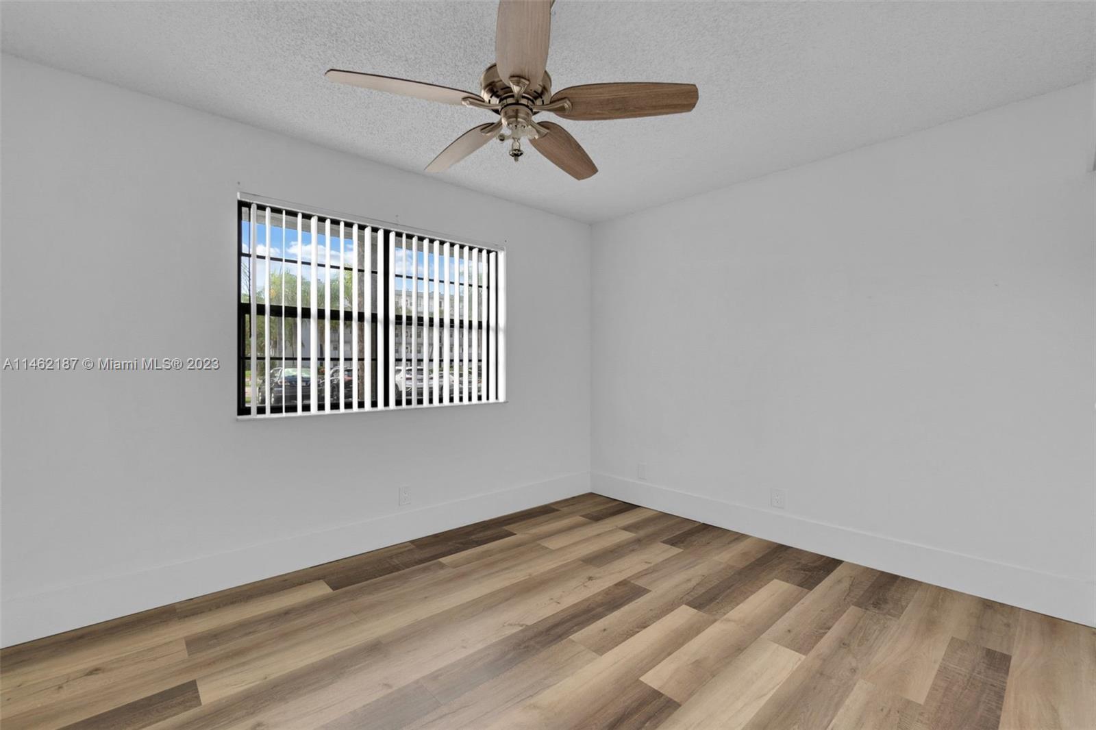 ISLE OF SANDALFOOT CONDO - Residential Lease