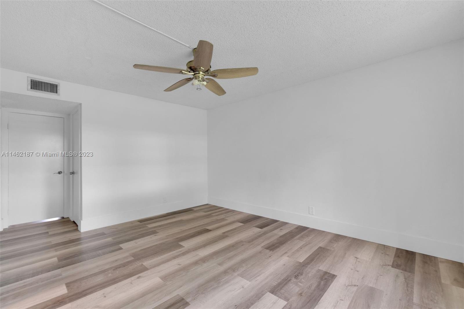 ISLE OF SANDALFOOT CONDO - Residential Lease