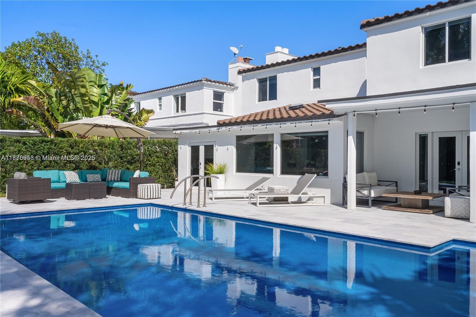 LA GORCE GOLF SUB PB 14-43 - Residential