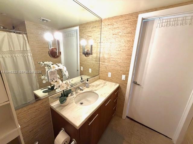 50 BISCAYNE CONDO - Residential