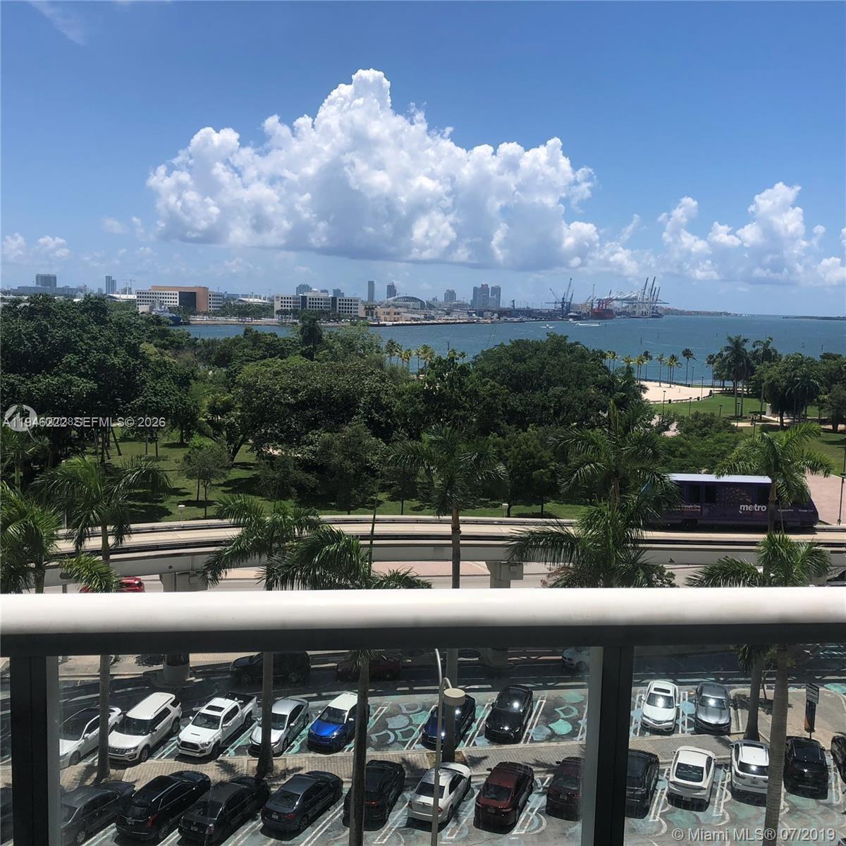 50 BISCAYNE CONDO - Residential