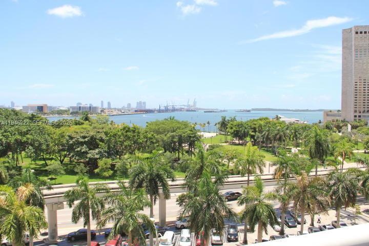 50 BISCAYNE CONDO - Residential