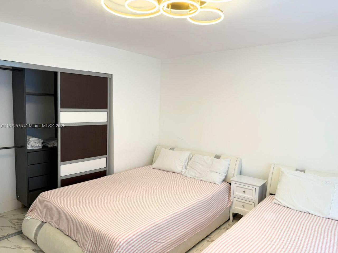 CENTRAL GOLF SEC OF HOLLY - Residential Lease