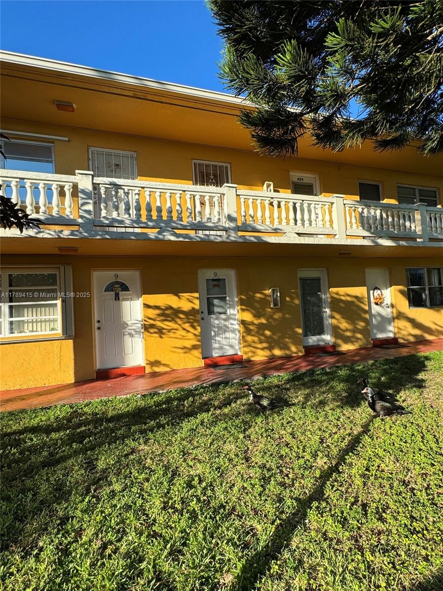 115 Ne 202nd Ter M24, Miami Gardens, Broward County, Florida - 2 Bedrooms  
2 Bathrooms - 
