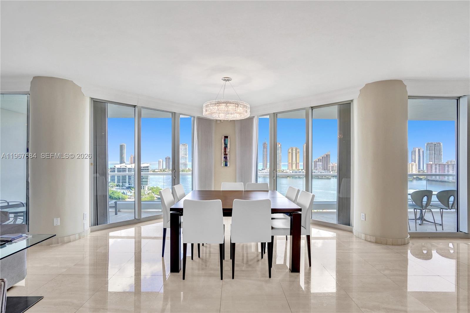 7000 Williams Island. - Residential