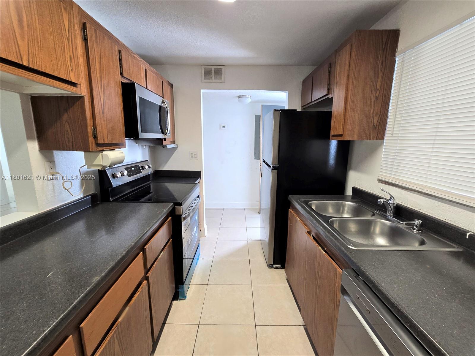 1850 N Congress Ave 311