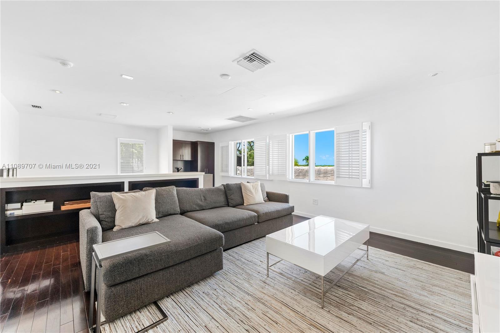 Cape Fla Sec 01 - Residential