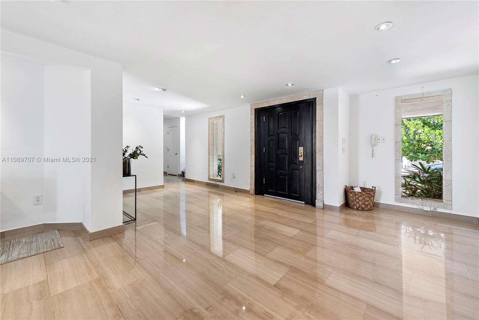 Cape Fla Sec 01 - Residential