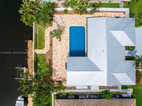 Tiny photo for 620 SE 11th St, Pompano Beach, FL 33060 (MLS # A12026623)