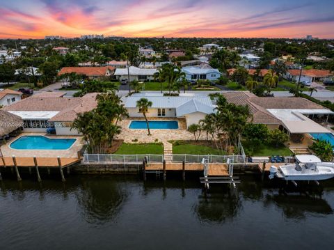 Photo of 620 SE 11th St, Pompano Beach, FL 33060 (MLS # A12026623)