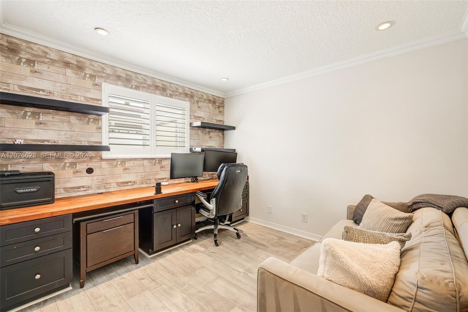 HIGH RIDGE ESTATES ADD - Residential
