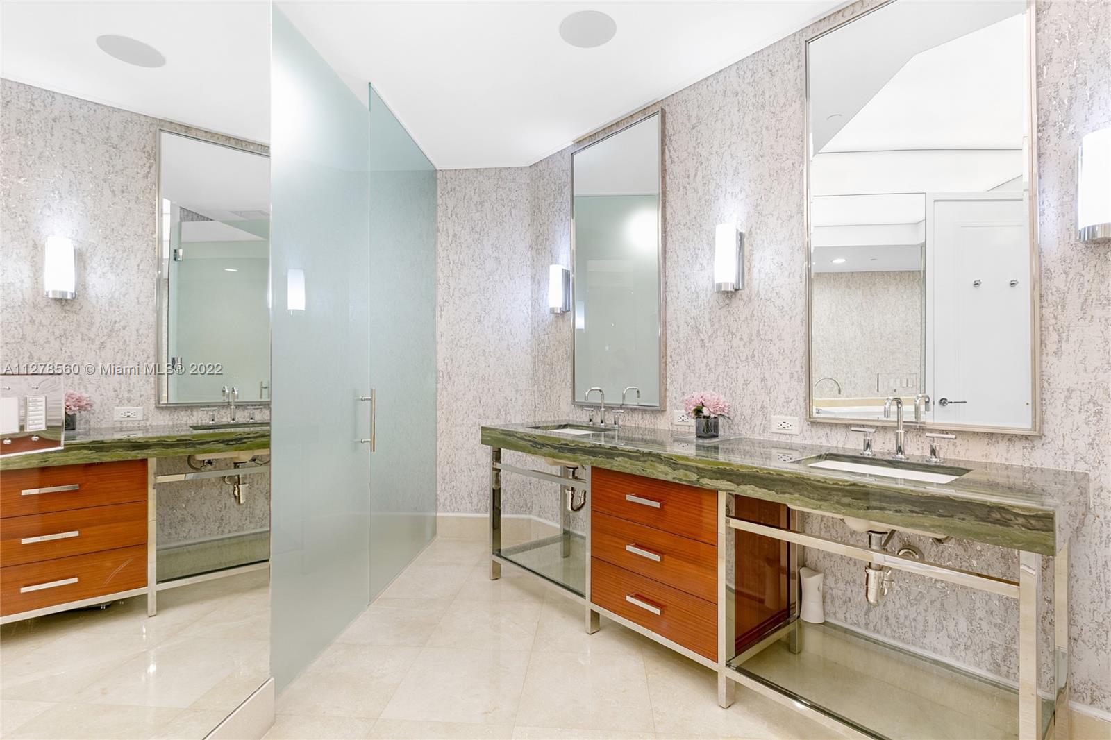 BAL HARBOUR CENTER CONDO - Residential