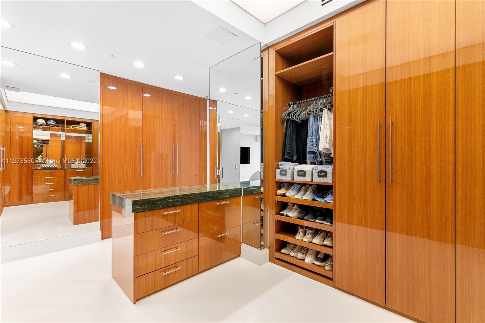 BAL HARBOUR CENTER CONDO - Residential