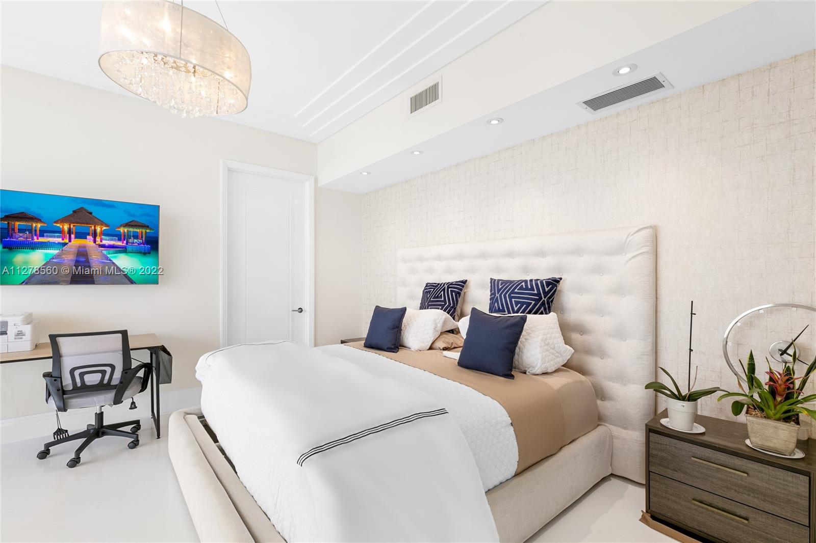 BAL HARBOUR CENTER CONDO - Residential