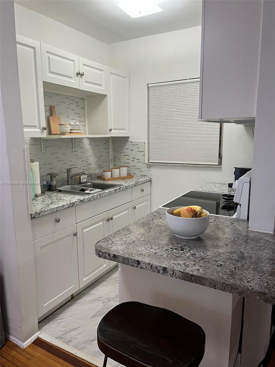 Rental Property at Address Not Disclosed, Coral Gables, Broward County, Florida - Bedrooms: 1 
Bathrooms: 1  - $1,990 MO.