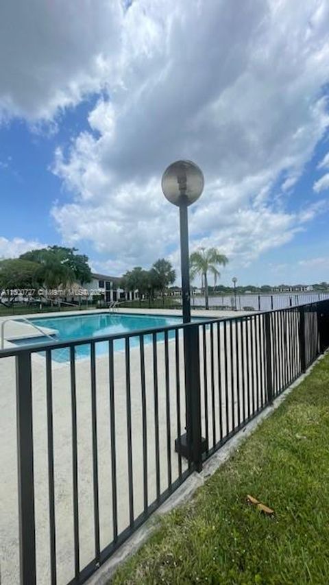 A home in Oakland Park