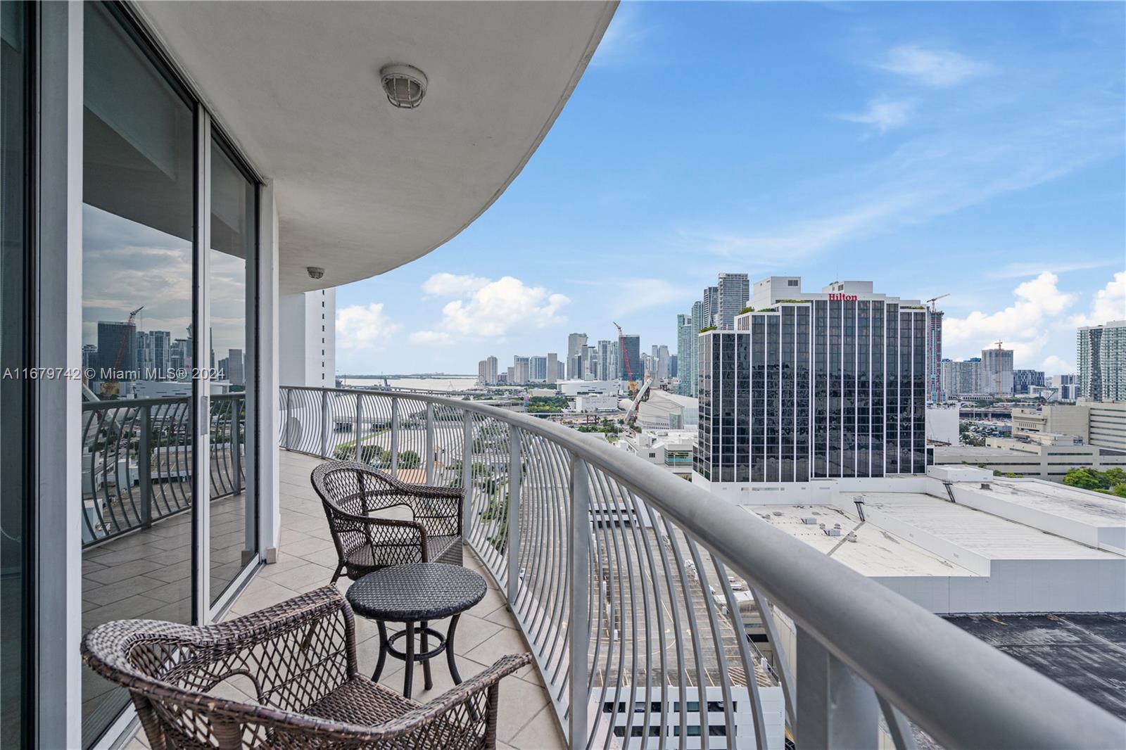 OPERA TOWER CONDO - Residential