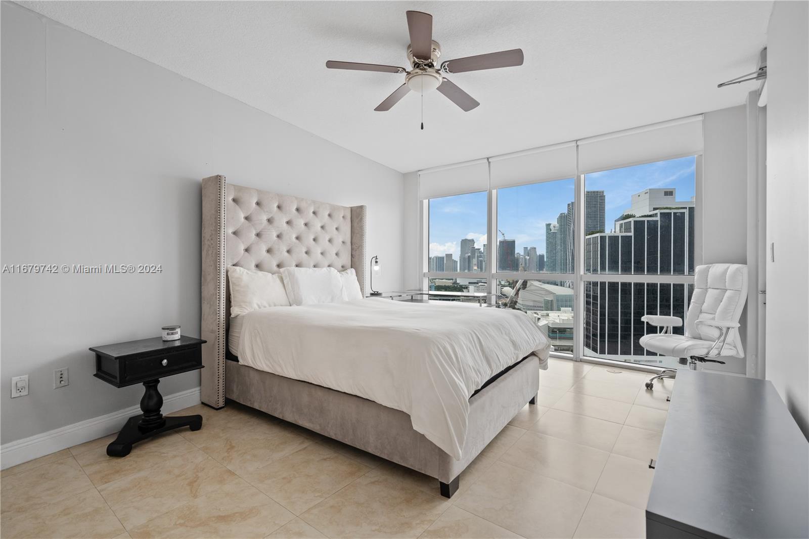 OPERA TOWER CONDO - Residential