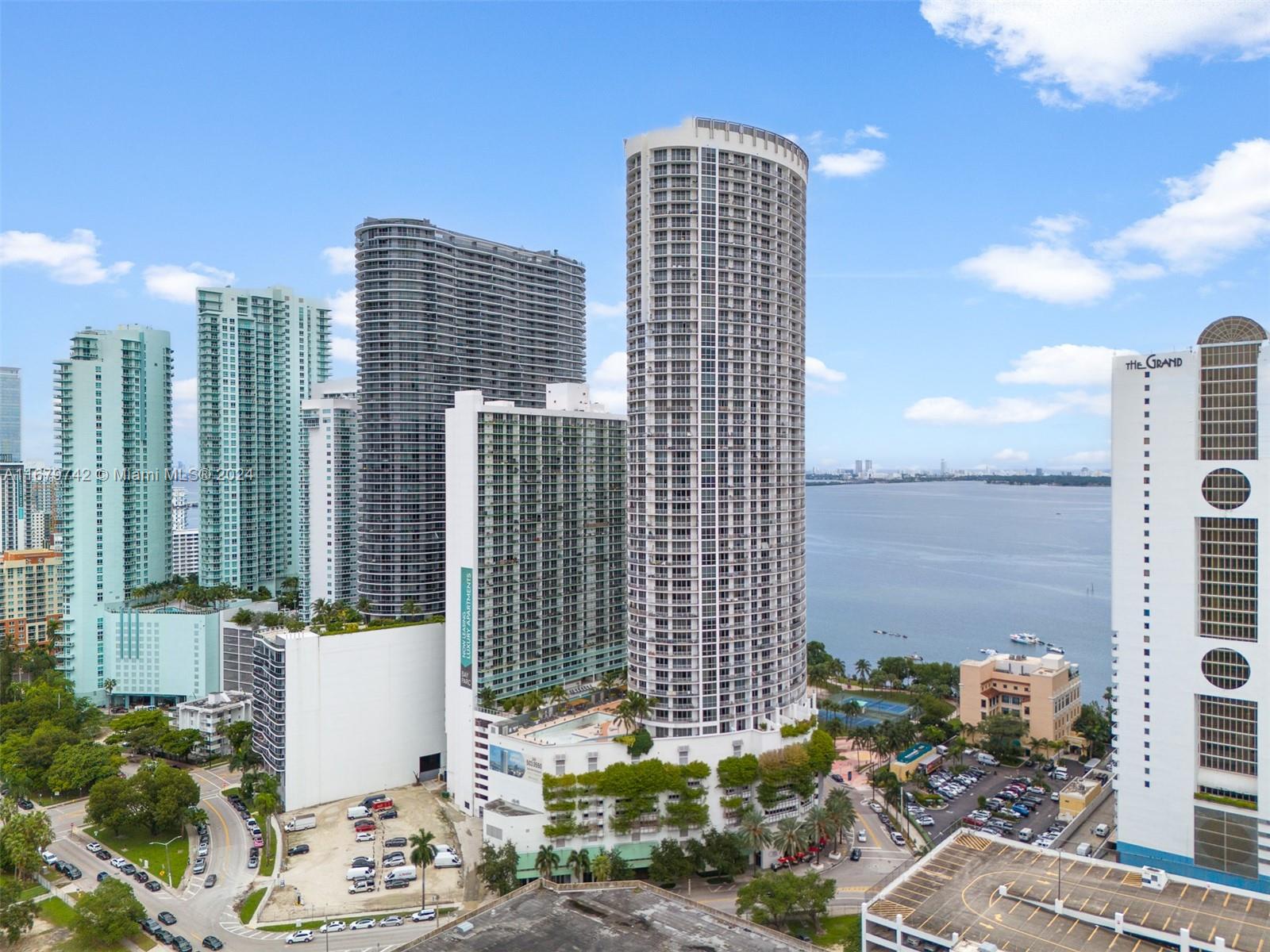 Property for Sale at 1750 N Bayshore Dr 2314, Miami, Broward County, Florida - Bedrooms: 2 
Bathrooms: 2  - $490,000