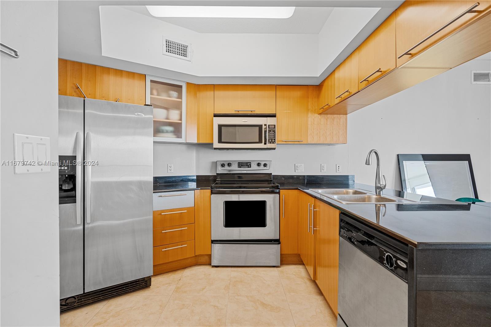1750 N Bayshore Dr 2314