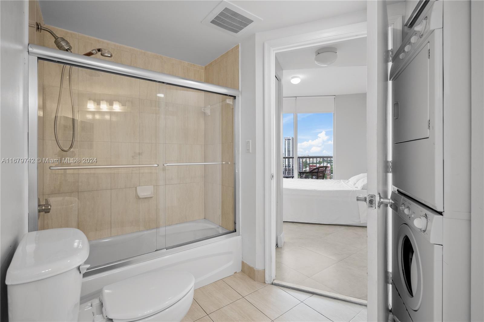 OPERA TOWER CONDO - Residential